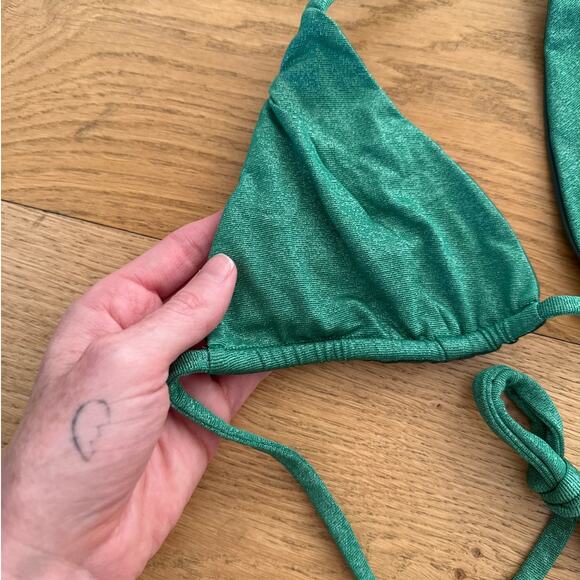 Fae Swim - Honey Triangle Bikini Top in Verde Green - Picture 2 of 4